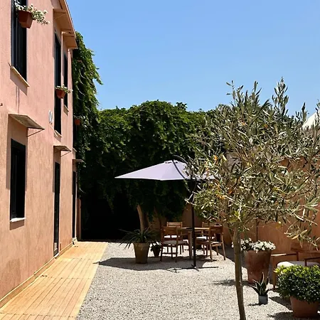 Almaria - Le Del Castello - San Nicola L'arena - *