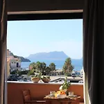 Almaria - Le Del Castello - San Nicola L'arena -